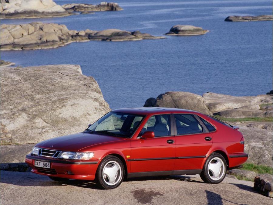  Saab 900 SE Talladega 1997 года  (фото 7 из 7)